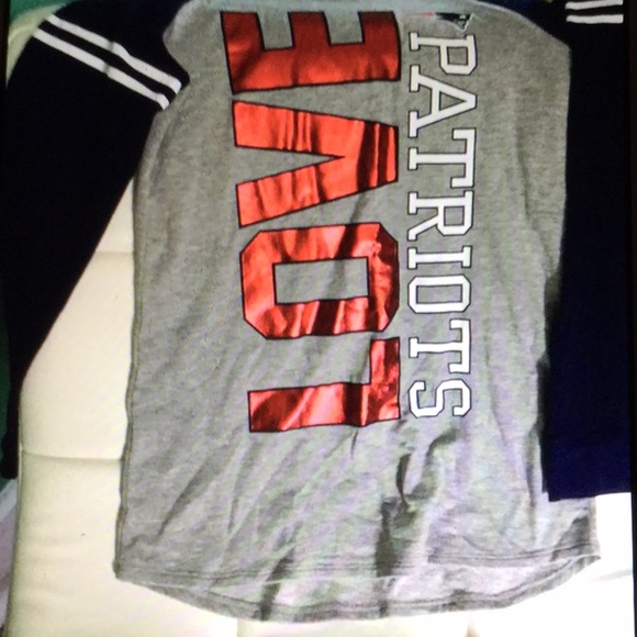 Team Apparel Other - New England Patriots hooded shirt